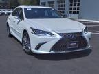 2021 Lexus ES 300h 300h