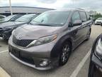 2015 Toyota Sienna SE 8-Passenger