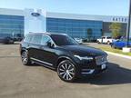 2023 Volvo XC90 B6 Plus Bright Theme 7P