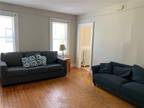 Spring St Apt,newport, Flat For Rent