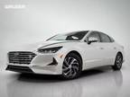 2021 Hyundai Sonata Hybrid White, 65K miles