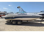 2004 Sea Ray 220