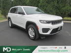 2023 Jeep grand cherokee White, 27K miles