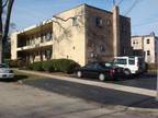 Lee St Apt A, Skokie, Home For Rent