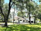 W Norris St, El Campo, Home For Sale