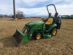 2019 John Deere 1023E Tractor