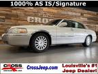 2003 Lincoln Town Car Signature