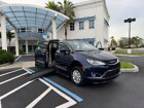 2018 Chrysler Pacifica TOURING L - BRAUNABILITY RAMP Handicap Van HANDICAP