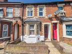 Gower Street, Reading 2 bed flat for sale -