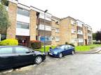 2 bedroom flat for rent in Nursery Road, Pinner, HA5