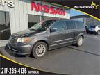 Pre-Owned 2014 Chrysler Town & Country