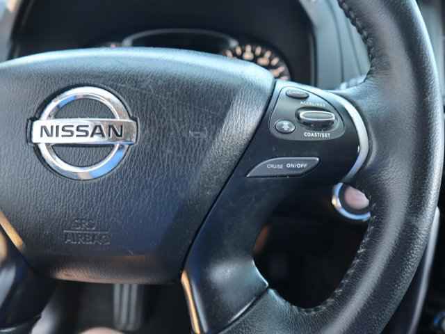 2019 Nissan Pathfinder SV 30912 miles