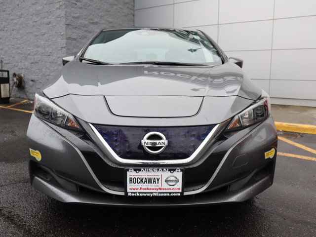 2022 Nissan LEAF S 27685 miles