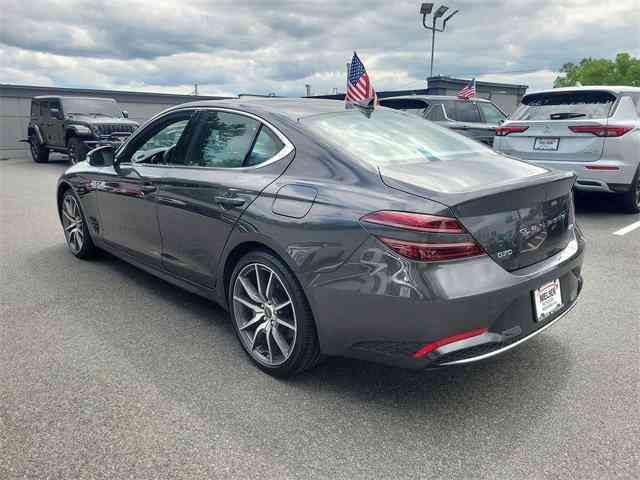 2023 Genesis G70 2.0T 26748 miles