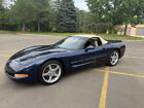 2001 Chevrolet Corvette 2001 Chevrolet Corvette Convertible Blue RWD Manual