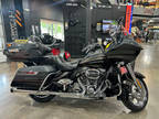 2016 Harley-Davidson CVO™ Road Glide™ Ultra