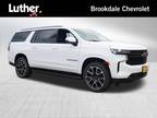 2024 Chevrolet Suburban White