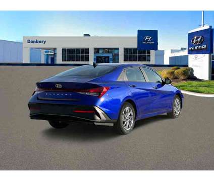 2024 Hyundai Elantra SEL is a Blue 2024 Hyundai Elantra Sedan in Danbury CT