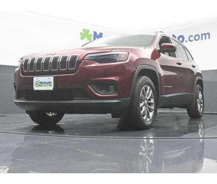 2021 Jeep Cherokee Latitude Lux 4X4 is a Red 2021 Jeep Cherokee Latitude SUV in Dubuque IA