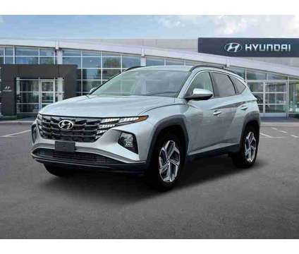 2024 Hyundai Tucson SEL is a Silver 2024 Hyundai Tucson SUV in Wichita KS