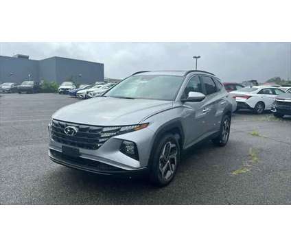 2024 Hyundai Tucson SEL is a Silver 2024 Hyundai Tucson SUV in Danbury CT