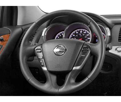 2014 Nissan Murano LE is a Silver 2014 Nissan Murano LE SUV in Matthews NC