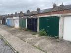 Shaw's Terrace, York Garage to rent - £135 pcm (£31 pw)