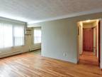 2Bed 1Bath $1225 Per Mo