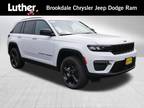 2024 Jeep grand cherokee White, new