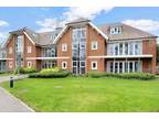 Flat for sale in Station Road, Beaconsfield HP9