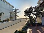 $3250/25 Westwind St. #1-1br, 1 Bth, Great Light! Steps to the Beach! ...