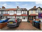 5+ bedroom house for sale in Chestnut Grove, Mitcham, CR4