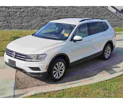 2018 Volkswagen Tiguan 2.0T SE 4Motion is a White 2018 Volkswagen Tiguan 2.0T S SUV in Kansas City KS