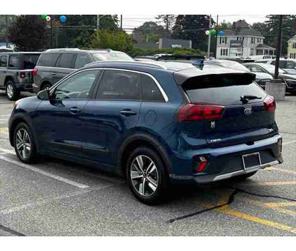 2020 Kia Niro LXS is a 2020 Kia Niro Station Wagon in Milford MA