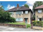 29 Connell Crescent, Ealing, London. 2 bed flat -