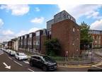 Queen Anne Road, Coronet House, ME14 Property to rent - £750 pcm (£173 pw)