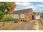 2 bedroom semi-detached bungalow for sale in Marshalswick, St. Albans, AL4