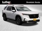 2025 Honda Pilot Silver|White