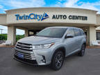 2019 Toyota Highlander Silver, 53K miles