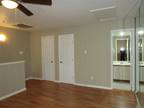 Ne Sugar Pine Dr Unit B, Houston, Condo For Rent