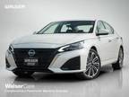 2025 Nissan Altima White, new