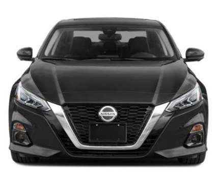 2021 Nissan Altima SV Intelligent AWD is a White 2021 Nissan Altima 2.5 Trim Sedan in Clive IA