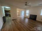 Henderson Rd Unit J, Cornelius, Condo For Rent