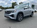 2024 Volkswagen Atlas Cross Sport SEL R-Line 4Motion