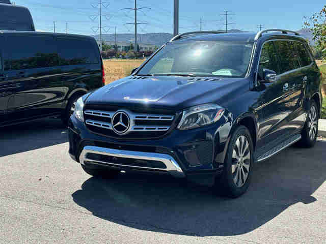 2018 Mercedes-Benz GLS 450 4MATIC