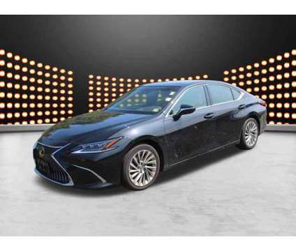 2019 Lexus ES 350 F SPORT is a Black 2019 Lexus es 350 Sedan in Chantilly VA