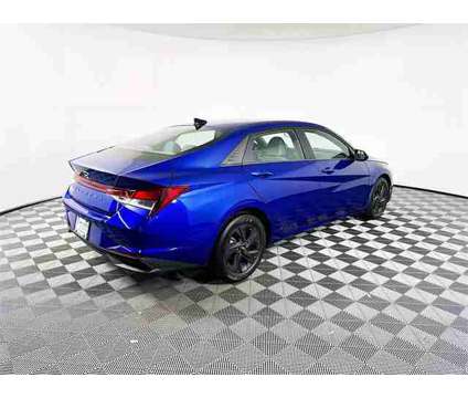 2022 Hyundai Elantra SEL is a Blue 2022 Hyundai Elantra Sedan in Raynham MA