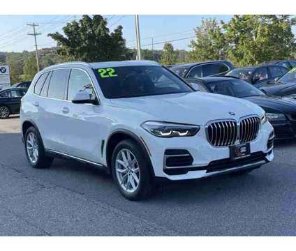 2022 BMW X5 xDrive40i is a White 2022 BMW X5 4.6is SUV in Harriman NY