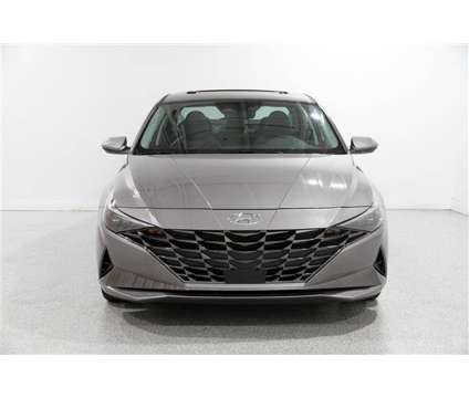 2022 Hyundai Elantra Limited is a 2022 Hyundai Elantra Limited Sedan in Mentor OH