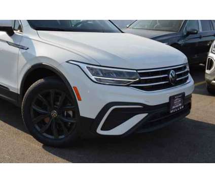 2024 Volkswagen Tiguan 2.0T SE is a White 2024 Volkswagen Tiguan 2.0T SUV in Highland Park IL